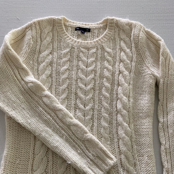 Sweater - Picture 2 of 3